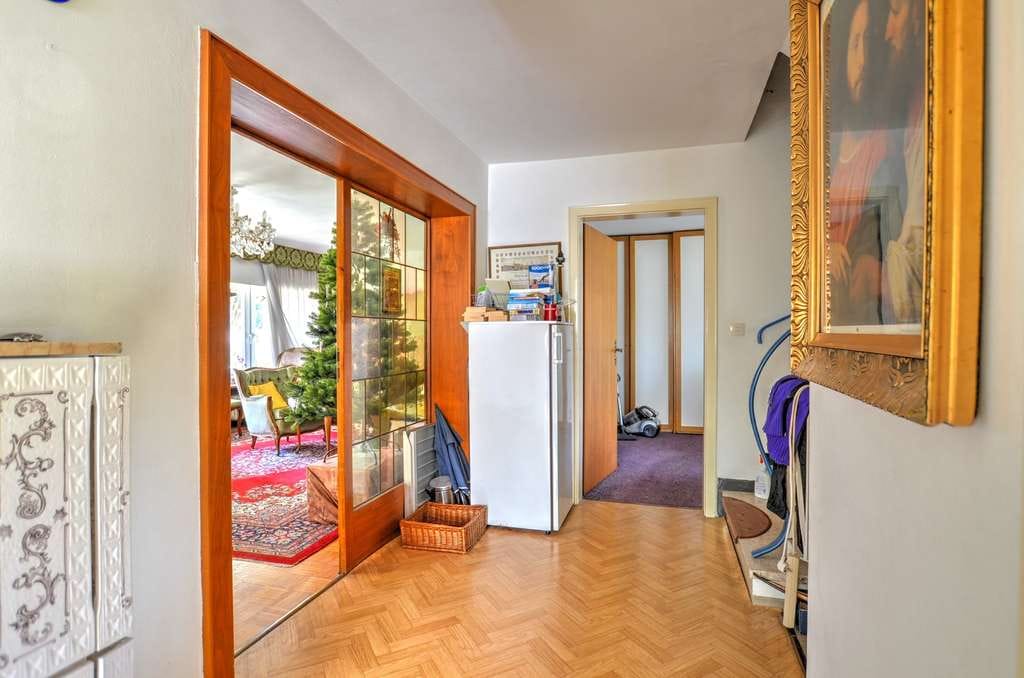 Immobilie in Sauerlach - Sonniges Südgrundstück mit Einfamilienhaus und Einliegerwohnung! - Bild 2