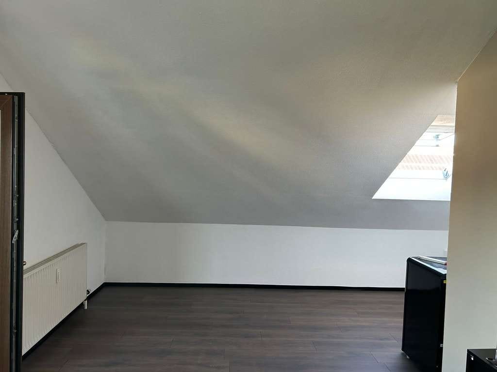 Immobilie in Nieder-Olm - Schicke 2 Zimmer DG-Wohnung in Nieder-Olm - Bild 3