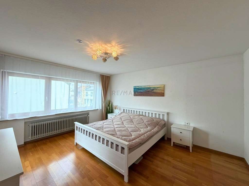 Immobilie in Gingen an der Fils - Ihr neues Familiennest mit Gartenbonus!
5,5 Zimmer in einer charmanten Doppelhaushälfte! - Bild 0
