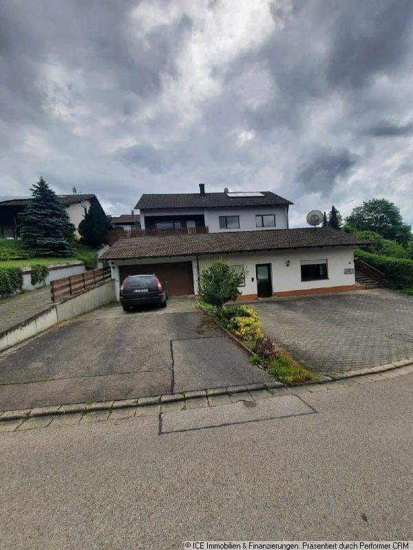 Immobilie in Wellheim - 3 Generationen - Haus mit großen Grundstück und mit Blick auf Felder und Wiesen - Bild 2