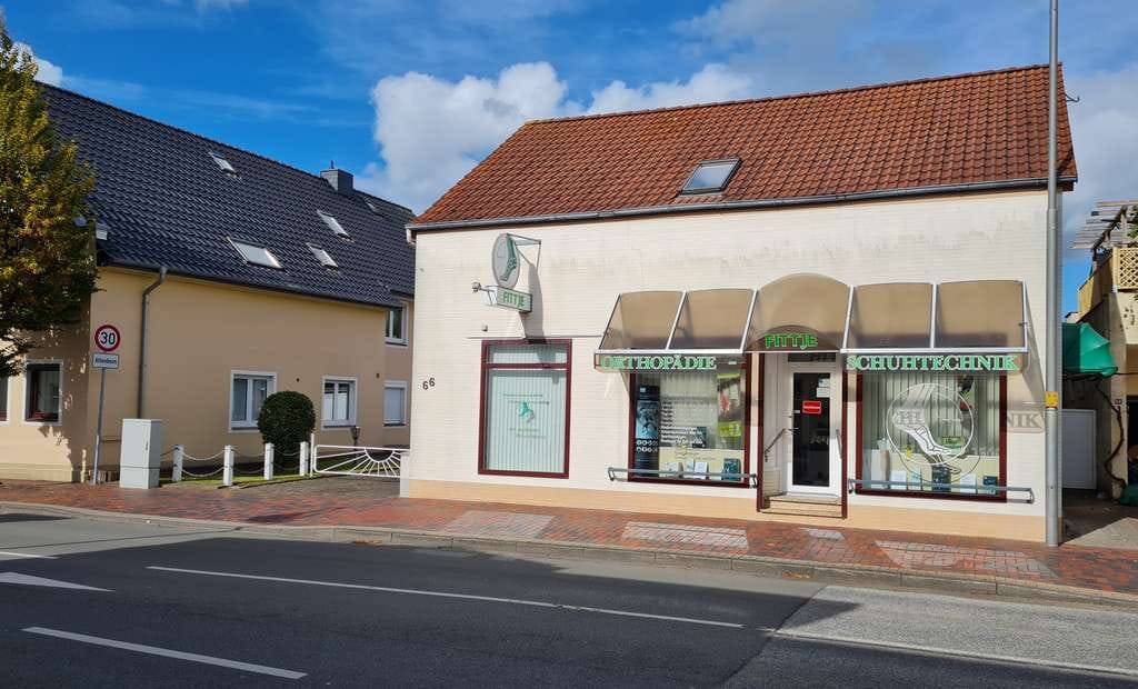 Immobilie in Brake - Wohn- und Geschäftshaus in guter Lage Nähe Zentrum - Bild 2