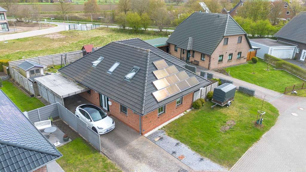 Immobilie in Norstedt - Großzügiges Einfamilienhaus mit nachhaltigem Energiekonzept und Garten-Highlight - Bild 0