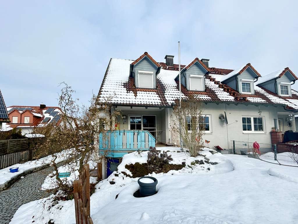 Immobilie in Pommersfelden - Ideal für Familien: Doppelhaushälfte in ruhiger Wohnlage in Pommersfelden - Bild 1