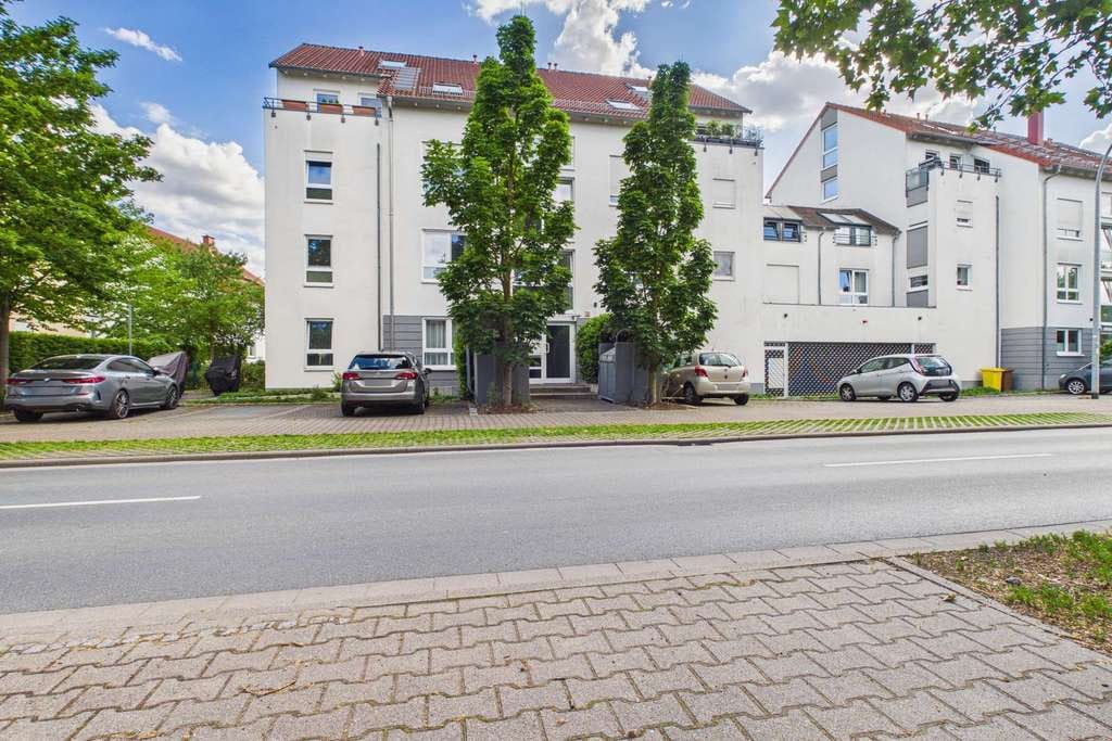 Immobilie in Zwingenberg - Helle 3-Zimmer-Wohnung im Erdgeschoss mit Garten & 2 Stellplätzen | Zwingenberg - Bild 0