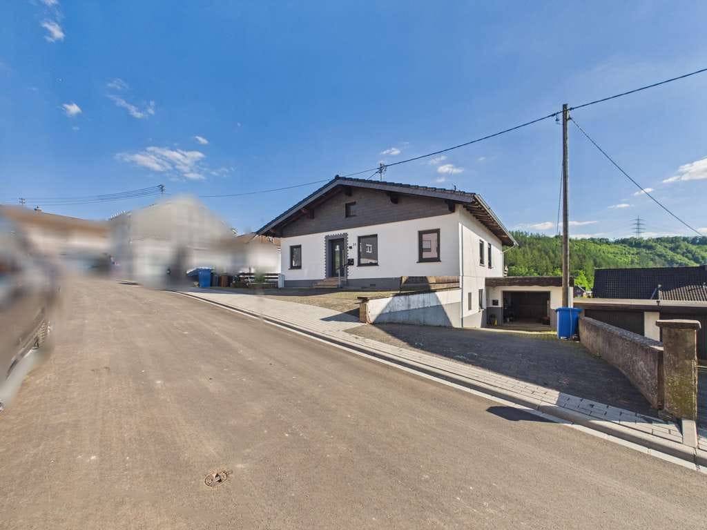 Immobilie in Scheuerfeld - 
Familienfreundliches Haus in ruhiger Lage

 - Bild 1