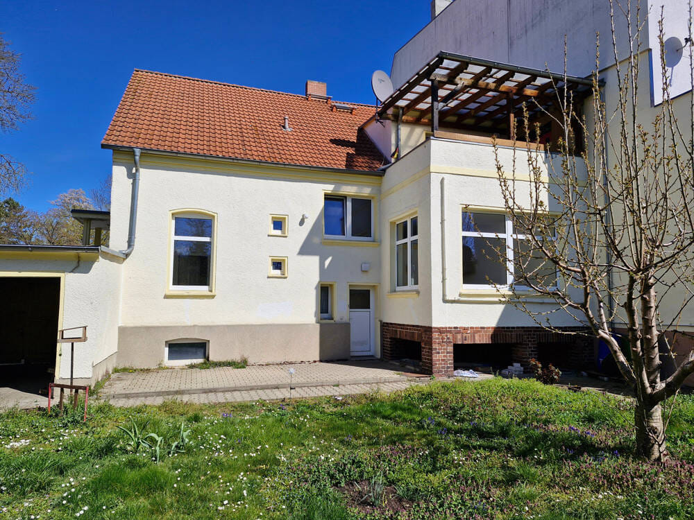 Immobilie in Staßfurt - Historisches Wohnen mit besonderem Flair - stilvoll, solide und voller Geschichte! - Bild 0