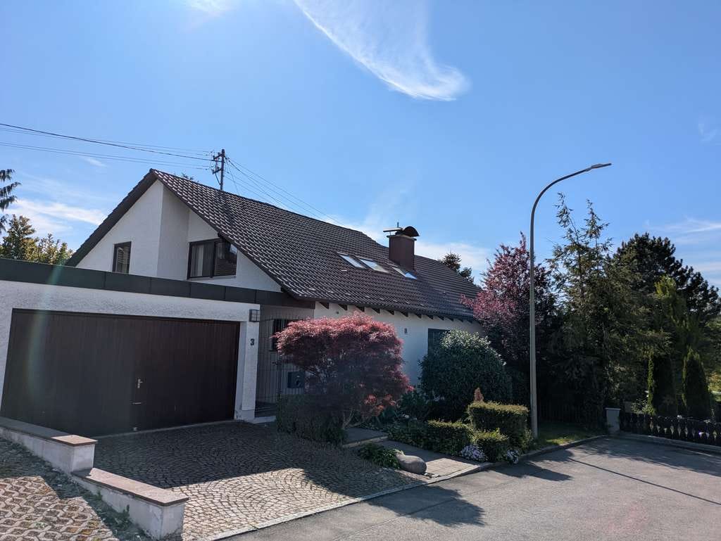 Immobilie in Zusmarshausen - Viel Freiraum: Großzügiges Einfamilienhaus in Zusmarshausen - Bild 1