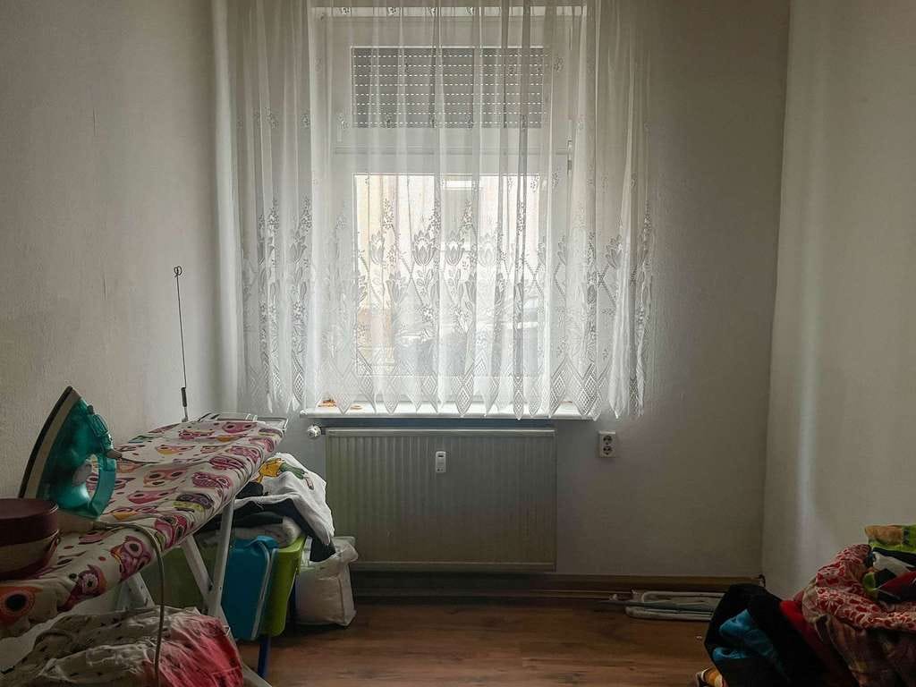Immobilie in Netzschkau - Mehrfamilienhaus mit zwei bezugsfreien Wohnungen - Bild 1