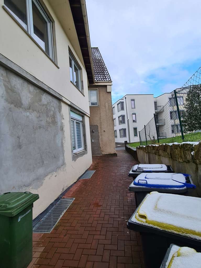 Immobilie in Horn-Bad Meinberg - Teilsaniertes Mehrfamilienhaus zentral in Bad Meinberg - Bild 2