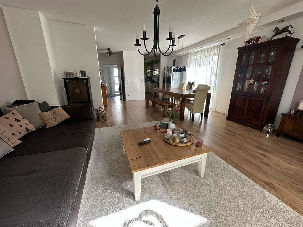 Immobilie in Dieburg - Familienfreundliche Doppelhaushälfte in ruhiger Feldrandlage mit Garten, Terrasse & viel Platz - Bild 4