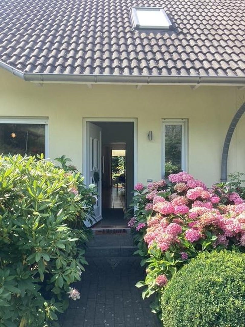 Immobilie in Wittenbeck - Modernes Ostseehaus in Toplage zwischen Kühlungsborn und Heiligendamm - Bild 2