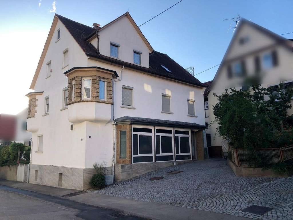 Immobilie in Pliezhausen - Freistehend, Räpresentativ, viel Potential, tolle Lage, sofort bezugsbereit - Bild 1