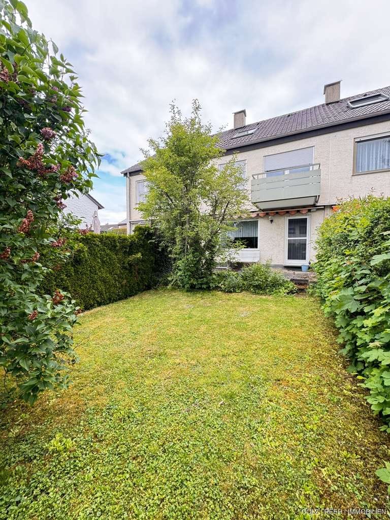 Immobilie in Weilheim an der Teck - Ärmel hoch und Wohnträume verwirklichen – Reihenmittelhaus in toller Randlage - Bild 0