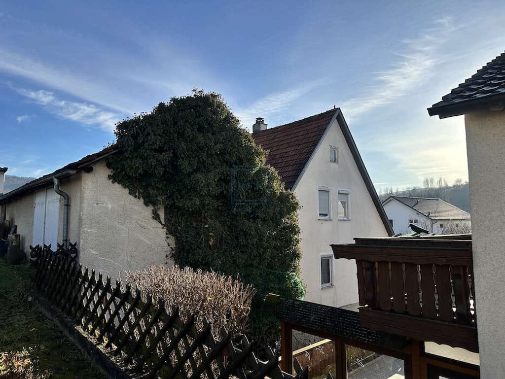 Immobilie in Frickenhausen - "Ideal für die ganze Familie - EFH in Frickenhausen-Linsenhofen zu verkaufen" - Bild 2