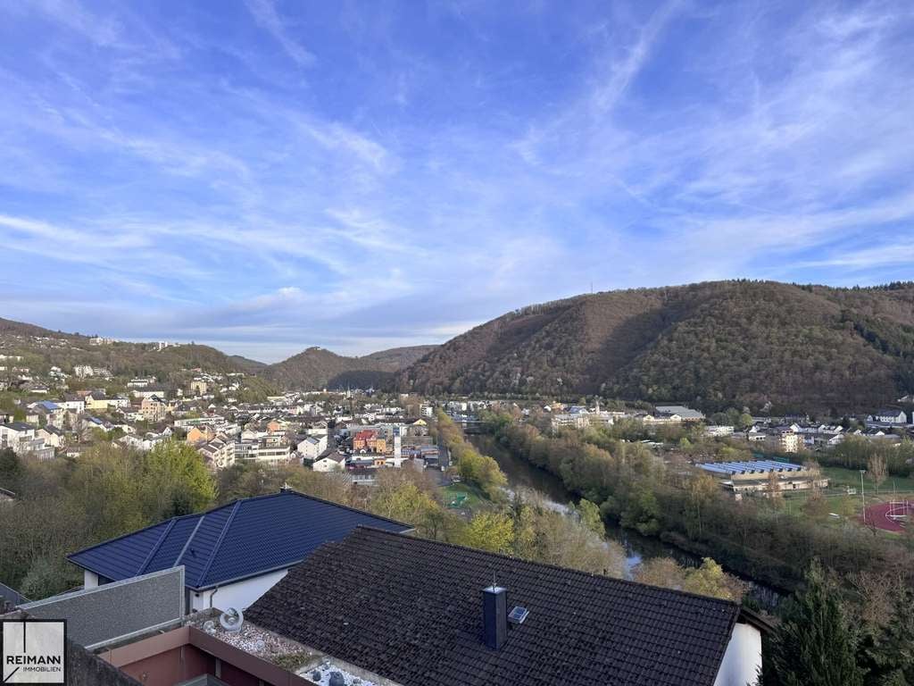 Immobilie in Bad Ems - Terrassenwohnung mit großem Sonnenbalkon und Blick auf die Lahn in Bad Ems - Bild 1