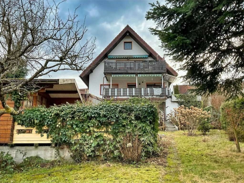 Immobilie in Gernsbach - Großzügige 2-Zimmer-ETW (Umgestaltung zu 3-Zimmer-ETW möglich) inkl. Balkon und großem Grundstück  - Bild 2