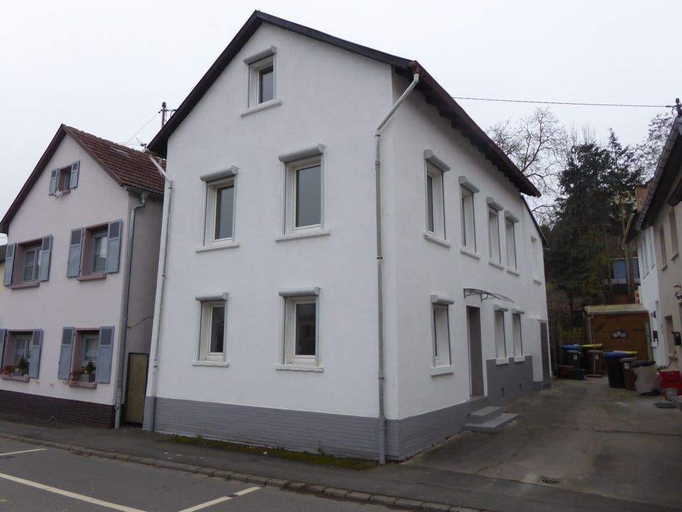 Immobilie in Rümmelsheim - Gemütliches Häuschen mit besonderem Charme, großem Garten und Sauna! - Bild 0