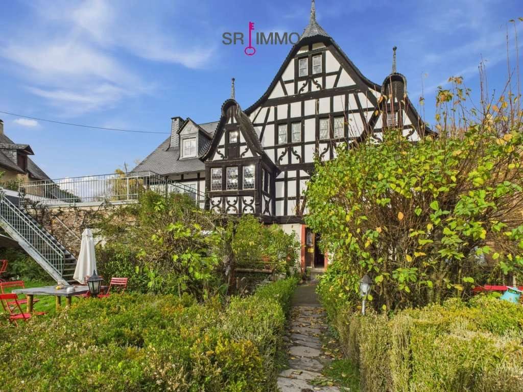 Immobilie in Kröv - Historisches Dreigiebelhaus an der Mosel - ein Ort voller Möglichkeiten - Bild 0