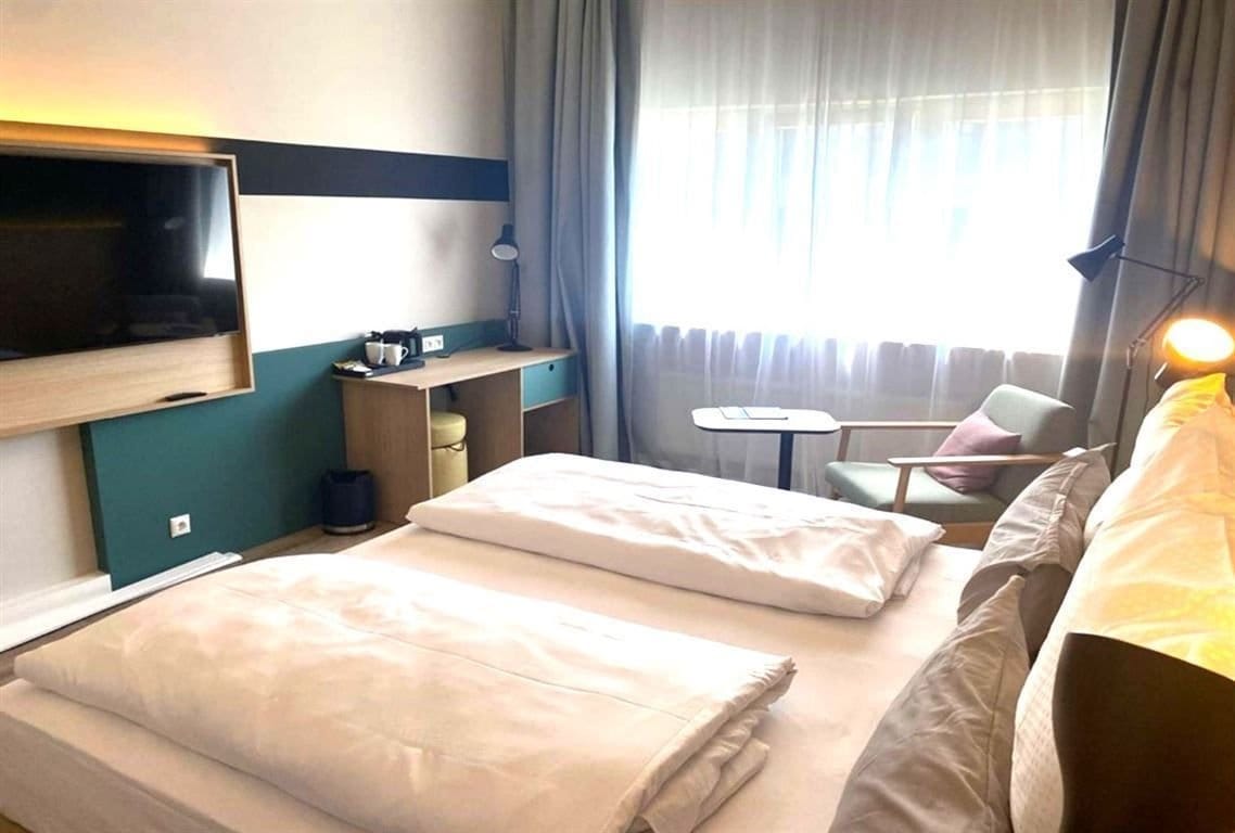 Immobilie in Sindelfingen - Kapitalanleger aufgepasst -Vermietetes Hotelzimmer in beliebter Lage in Sindelfingen - Bild 2