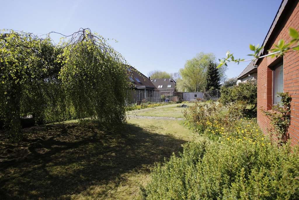 Immobilie in Stakendorf - Ostseenah: Freistehendes EFH/ZFH: 4 Garagen, Glasfaser - Bild 2
