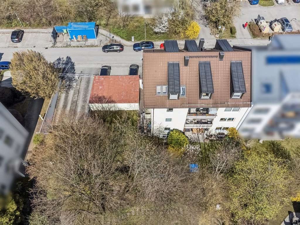 Immobilie in Krailling - Solides Mehrfamilienhaus mit 7 Wohnungen in ruhiger und zentraler Lage von Krailling - Bild 3