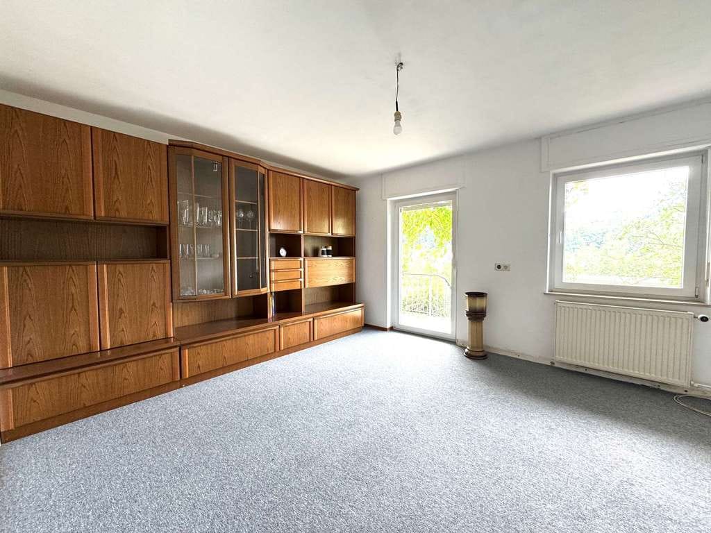 Immobilie in Elsenfeld - Einfamilienhaus mit Weitblick, großem Grundstück und viel Potenzial - Provisionsfrei! - Bild 3