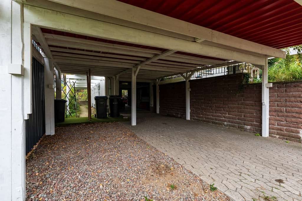 Immobilie in Möhnesee - vielseitig verwendbares Zweifamilienwohnhaus - Bild 3