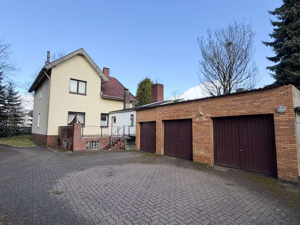 Immobilie in Tornesch - Ein Haus voller Möglichkeiten – Wohnen, Arbeiten und Leben unter einem Dach - Bild 2