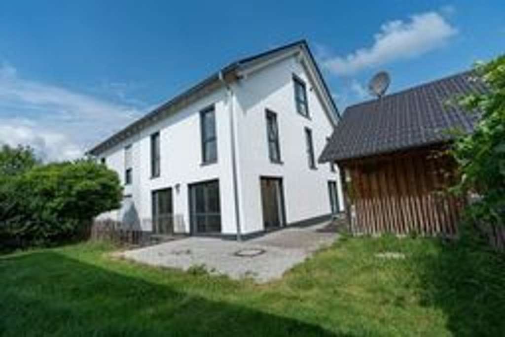 Immobilie in Langerringen - Großzügige Doppelhaushälfte: Viel Platz & höchste Lebensqualität in Langerringen - Bild 4