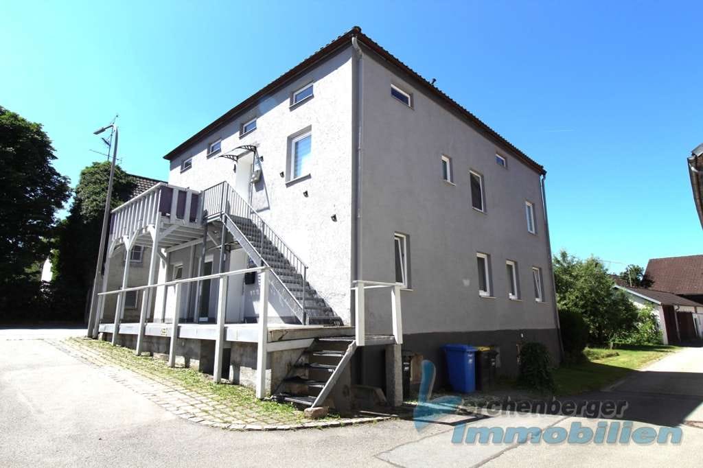 Immobilie in Eichendorf - ***Zweifamilienhaus mit historischer Note in Adldorf*** - Bild 2