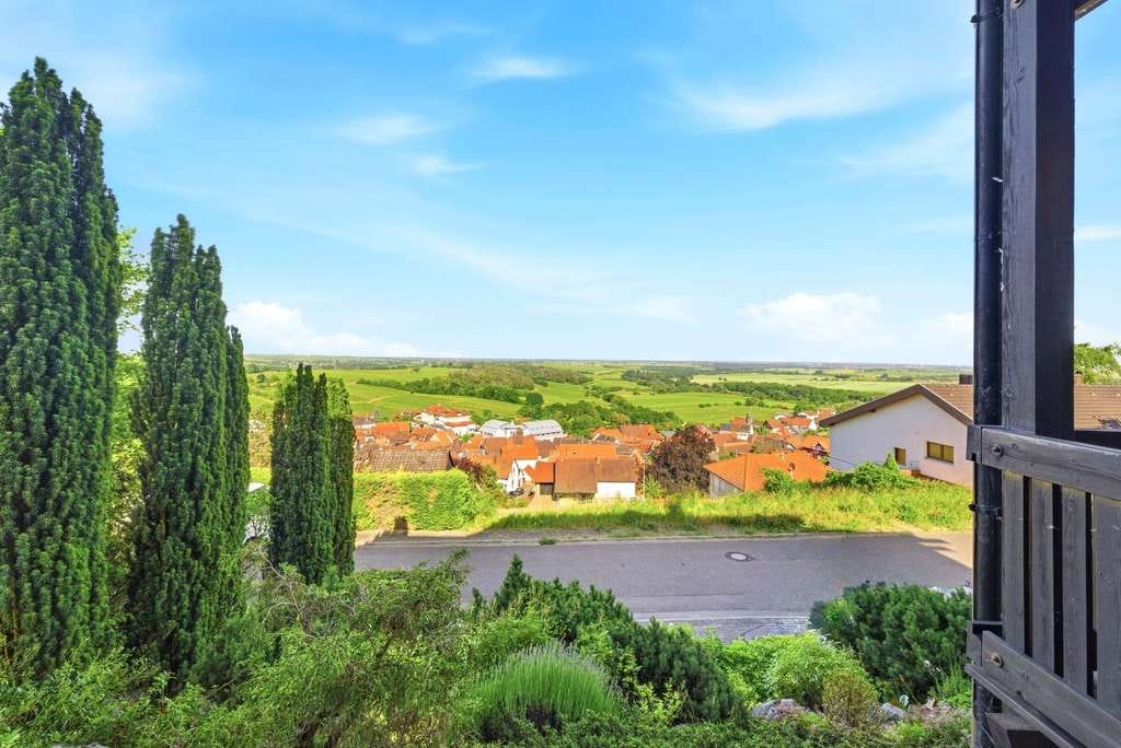 Immobilie in Gleiszellen-Gleishorbach - Einfamilienhaus mit 4 Ferienappartements und traumhaften Panoramablick - Bild 4