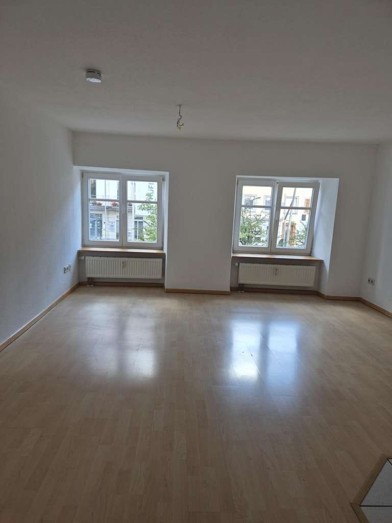 Immobilie in Hüfingen - 2-Zimmerwohnung am Marktplatz von Hüfingen - Bild 1