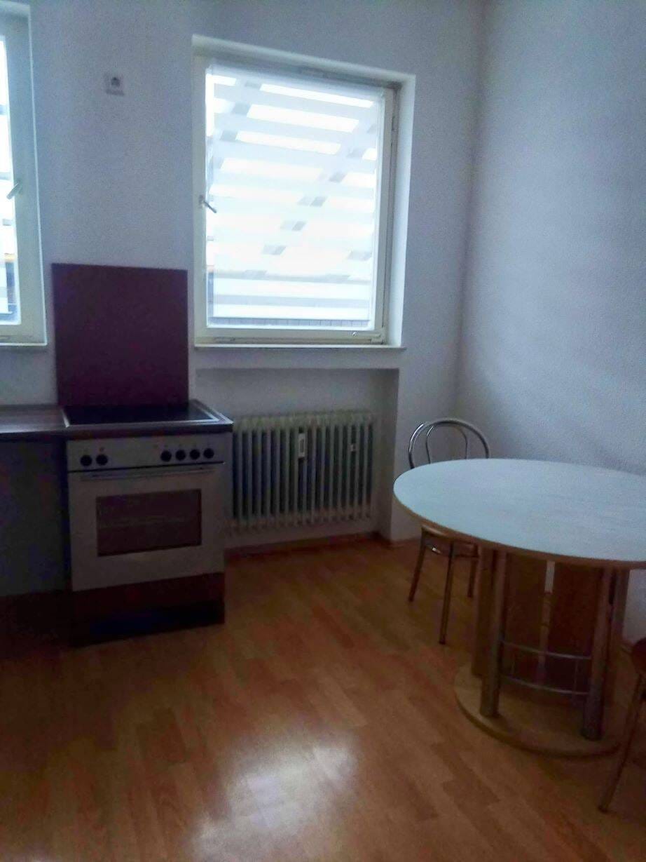 Immobilie in Gosheim - 2,5-Zimmer Wohnung mit großer Lager- bzw. Gewerbefläche - Bild 3