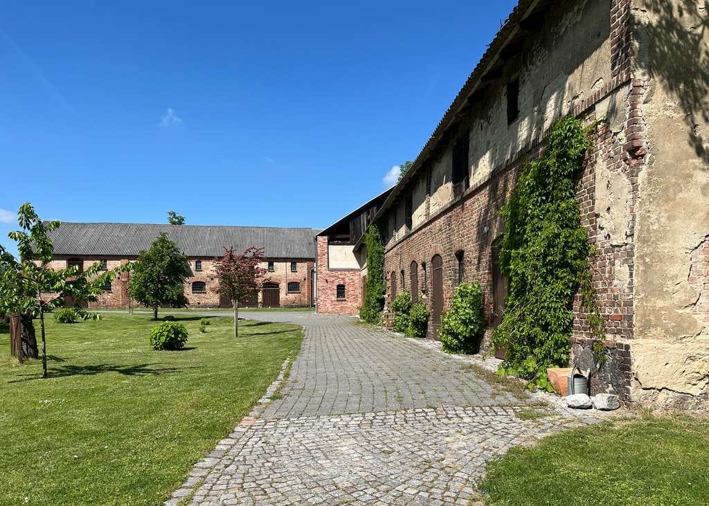 Immobilie in Märkische Höhe - Der Gutshof Batzlow mit viel Charme am Rande der Märkischen Schweiz - Bild 1