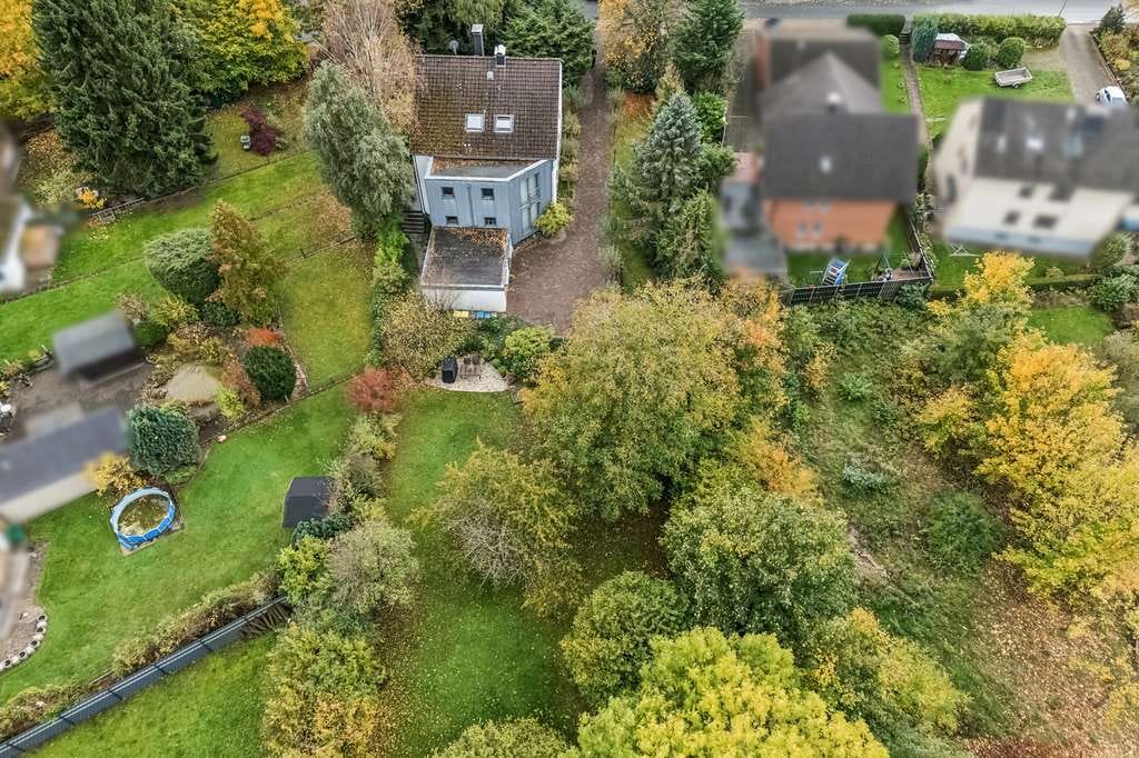 Immobilie in Extertal - 3-Parteien-Haus auf großem Grundstück mit Bebauungspotenzial - Bild 4