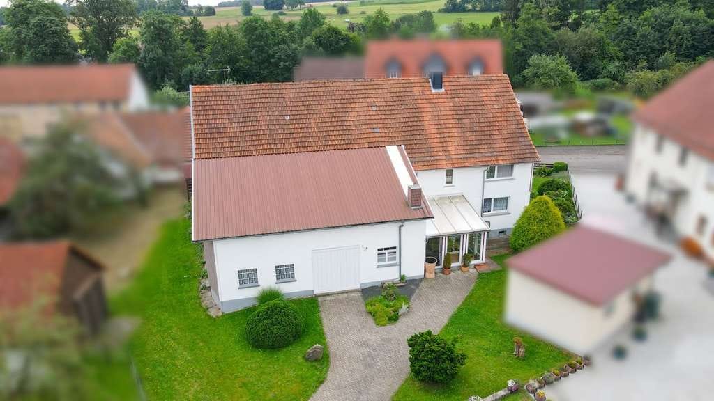 Immobilie in Grebenhain - Charmantes Einfamilienhaus mit viel Platz für die Familie in Ilbeshausen - Bild 4