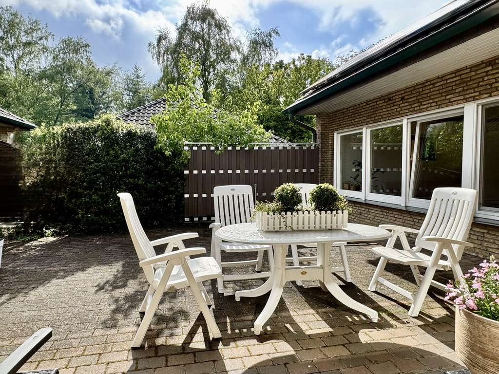 Immobilie in Gescher - Viel Platz im Grünen - Zweifamilienhaus auf gr. Grund nahe Gescher! - Bild 1