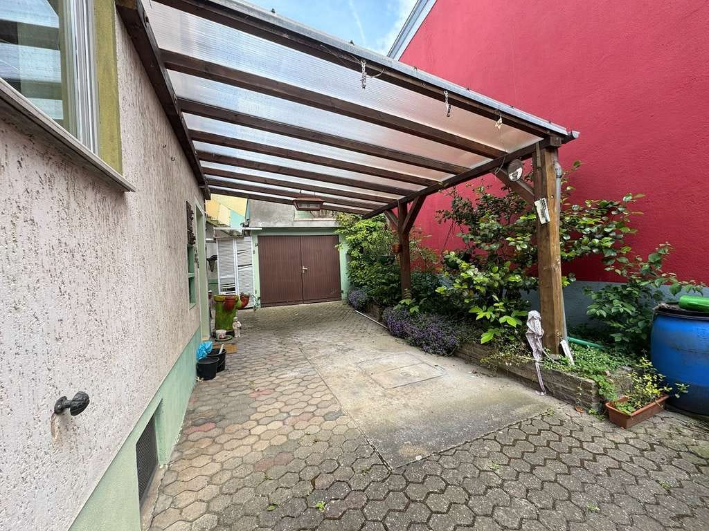 Immobilie in Neuwied - Einfamilienhaus mit Innenhof und Garage in Heimbach - Bild 3