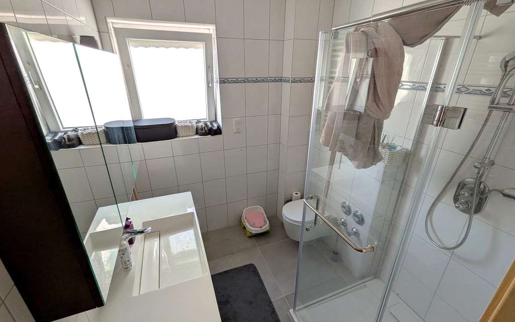 Immobilie in Babenhausen - Ein Haus, zwei Wohnungen - gemütlich wohnen in Sickenhofen - Bild 4