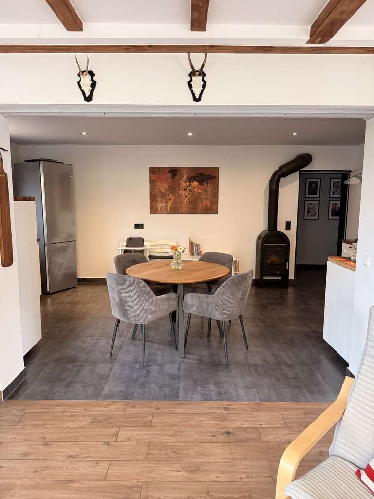 Immobilie in Pfaffenweiler - Modern sanierte 4-Zimmer-Wohnung in absoluter Traumlage von Pfaffenweiler - Bild 2