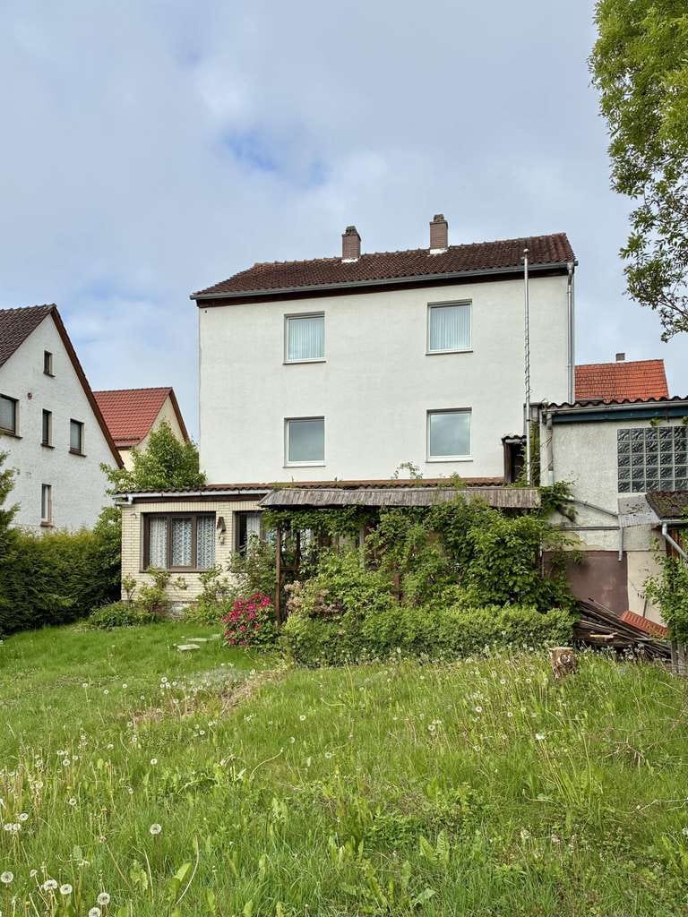 Immobilie in Uslar - Charmantes, freistehendes Ein- bis Zweifamilienhaus im beliebten Uslar - Bild 2