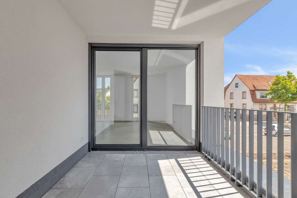 Immobilie in Ölbronn-Dürrn - Erstbezug Neubau aus 2025! Traumwohnung im ersten OG mit TG Stellplatz! - Bild 1