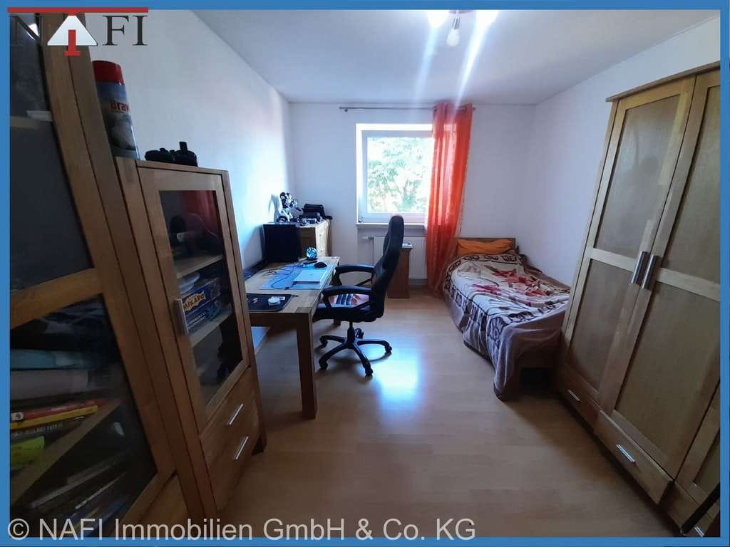 Immobilie in Rothenburg ob der Tauber - Großzügiges Wohnen: 4,5 Zimmer mit Balkon  Aufzug - Bild 3