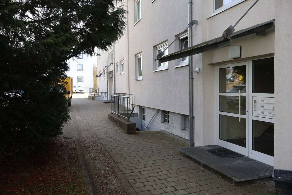 Immobilie in Ehingen (Donau) - 4-Zimmer-Wohnung mit Balkon – Eigenheim statt Miete! - Bild 0