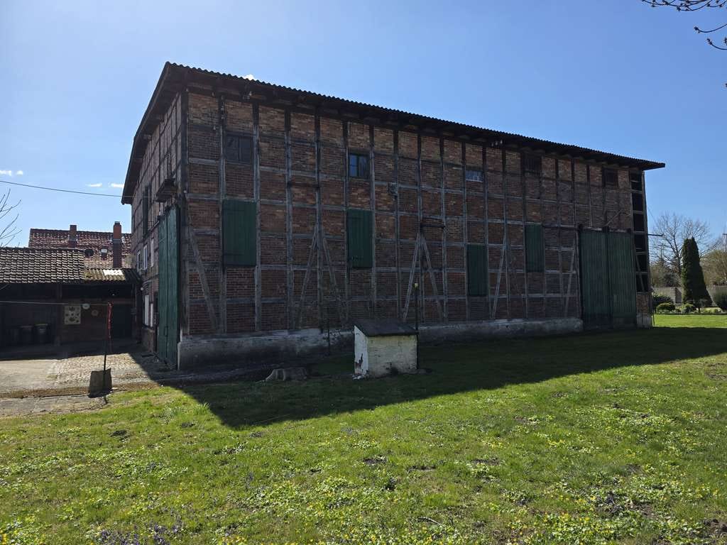 Immobilie in Uehrde - Schöner ruhiger Resthof mit 2 Wohneinheiten, Scheune und Stallungen - Bild 3