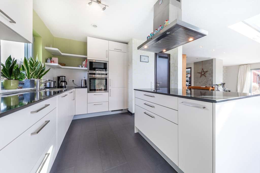 Immobilie in Appel - Luxuriöse Familienoase in Drestedt – Modernes Wohnen in idyllischer Natur - Bild 2