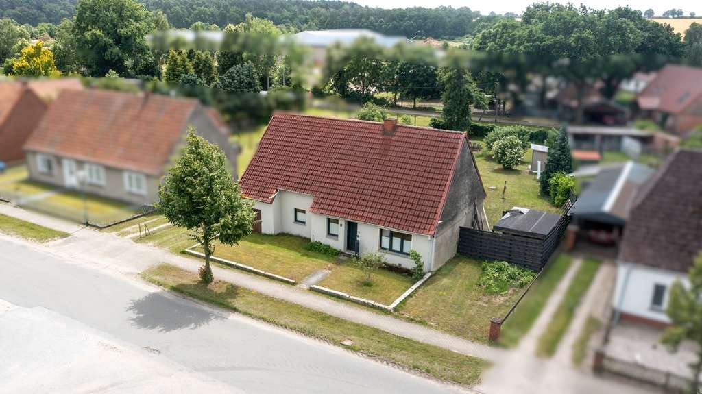 Immobilie in Grebs-Niendorf - Historisches Landhaus mit modernem Komfort und vielseitigen Nutzungsmöglichkeiten in Grebs - Bild 4