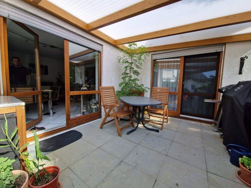 Immobilie in Dettingen unter Teck - Beziehbare 3 Zimmer Erdgeschosswohnung mit Garten - Bild 2
