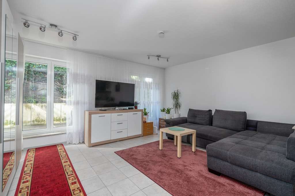 Immobilie in Trossingen - Provisionsfreie Kapitalanlage im Zentrum von Trossingen: Gepflegte 1,5-Zimmer-Wohnung - Bild 3