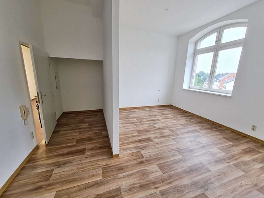Immobilie in Neumark - Vermietete 1-Raum-Wohnung mit Lift günstig zu verkaufen - Bild 2
